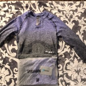 Firm $30. Gymshark long sleeve crop top